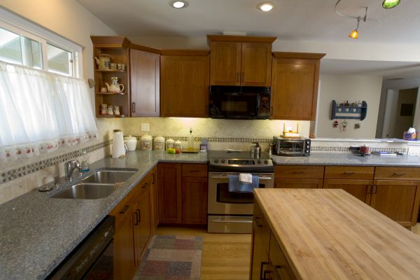 Cherry Cabinet Remodeling in Hutto